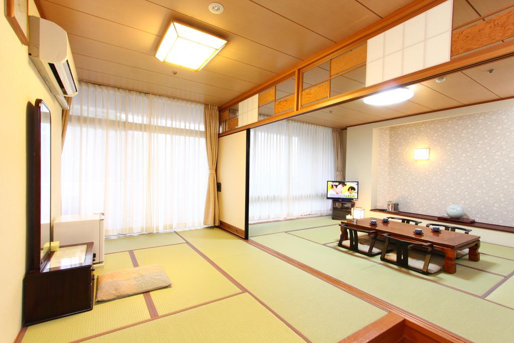 Dogo Hotel Mielparque Matsuyama Matsuyama  Bagian luar foto
