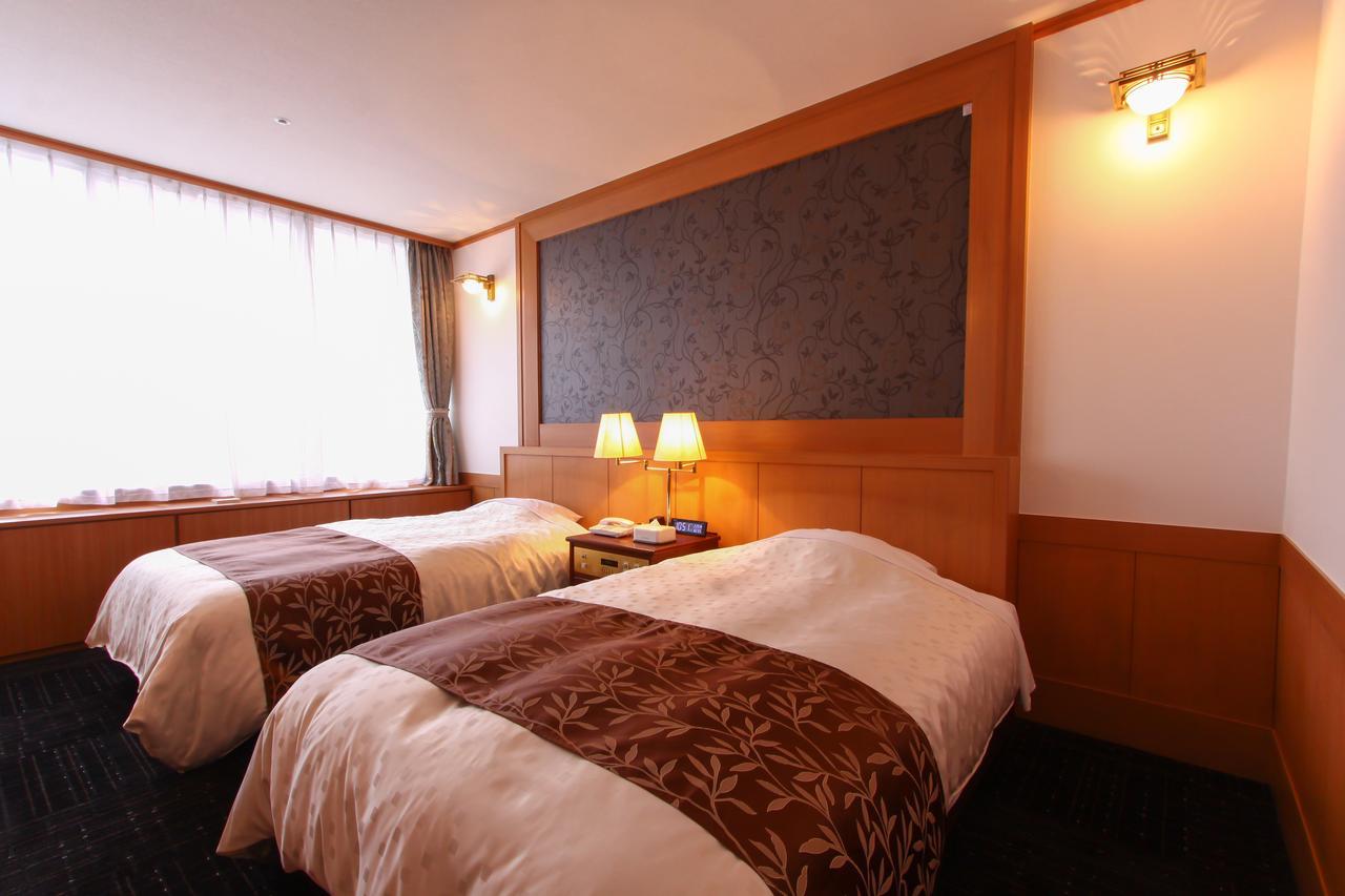 Dogo Hotel Mielparque Matsuyama Matsuyama  Bagian luar foto