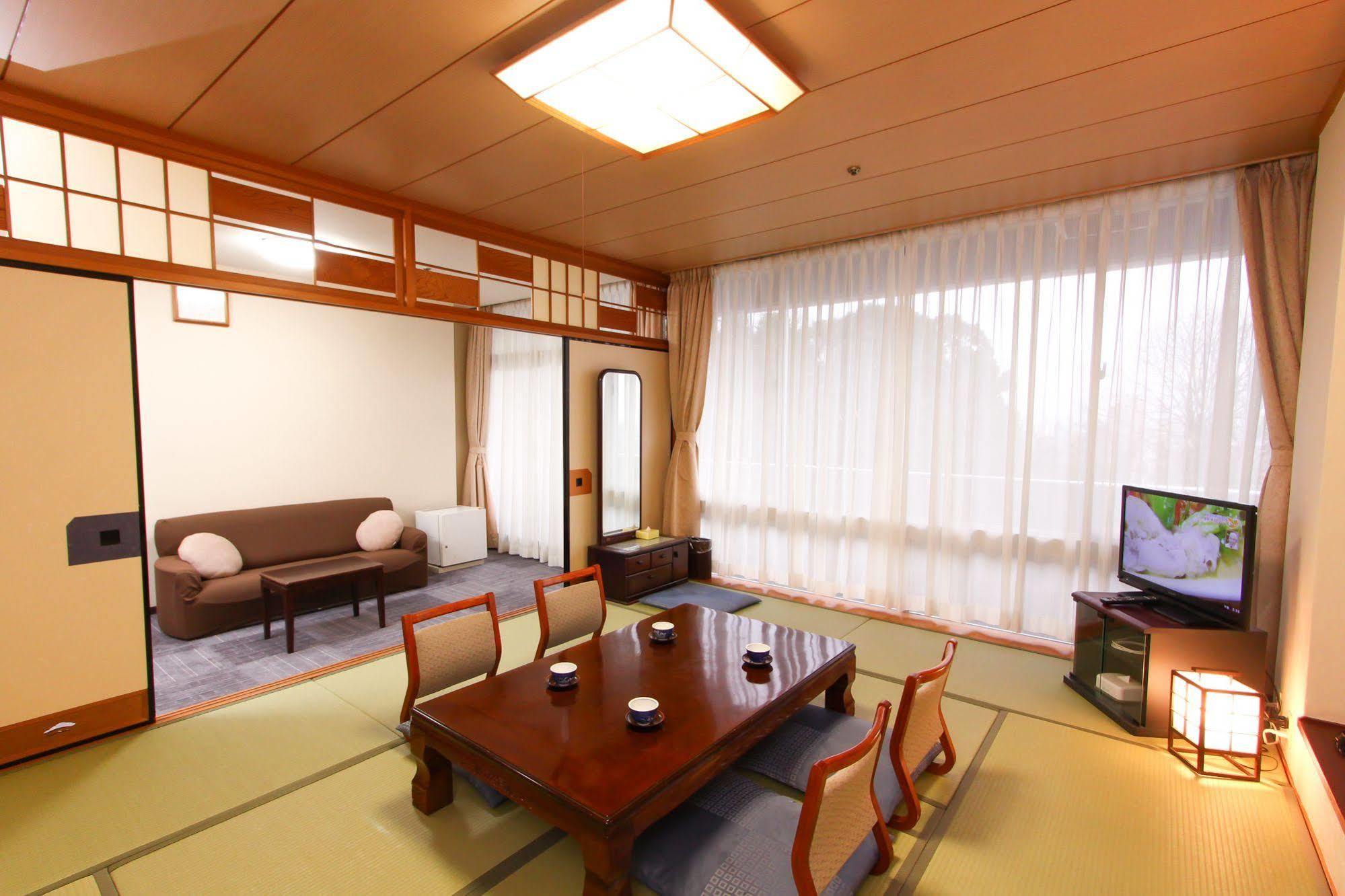 Dogo Hotel Mielparque Matsuyama Matsuyama  Bagian luar foto
