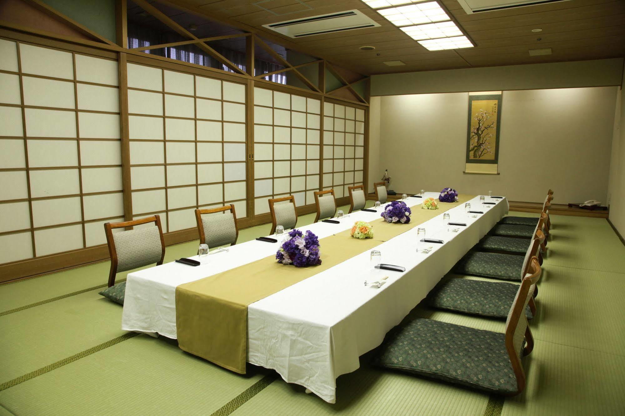 Dogo Hotel Mielparque Matsuyama Matsuyama  Bagian luar foto